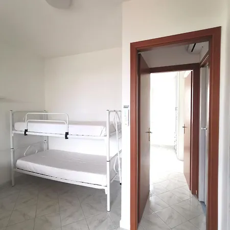Casa Con Giardino E Terrazzo Vicino Al Mare